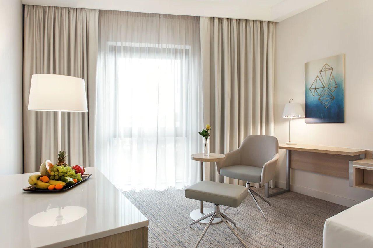 Courtyard By Marriott Vilnius City Center VNO Exterior foto